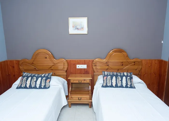 Venta De Valcorba 2* Σορία